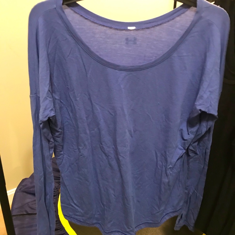 UnderArmor long sleeve shirt
